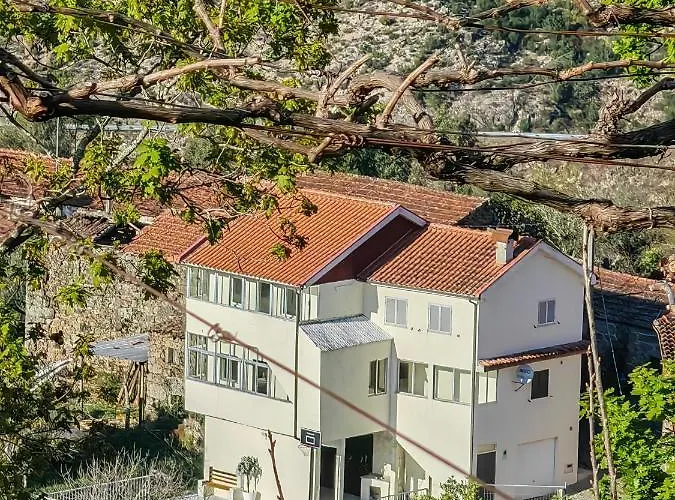 Vale Da Misarela Willa *